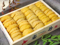 【豊洲直送】旬の『キタムラサキウニ（白雲丹）』並びA品（約250g）弁当箱・冷蔵