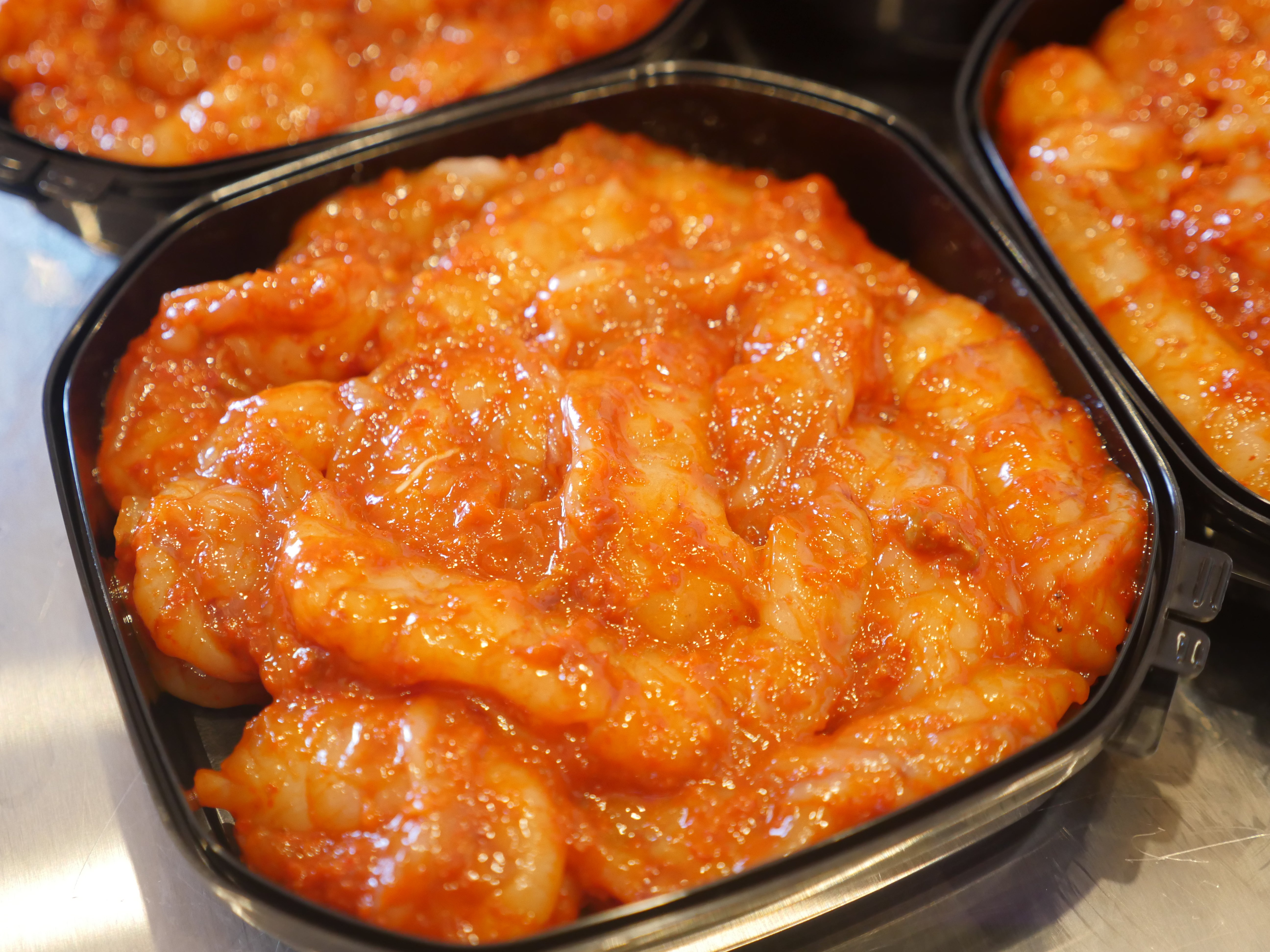 【これが本当の海鮮キムチ】「手剥き大赤海老」300g・冷凍