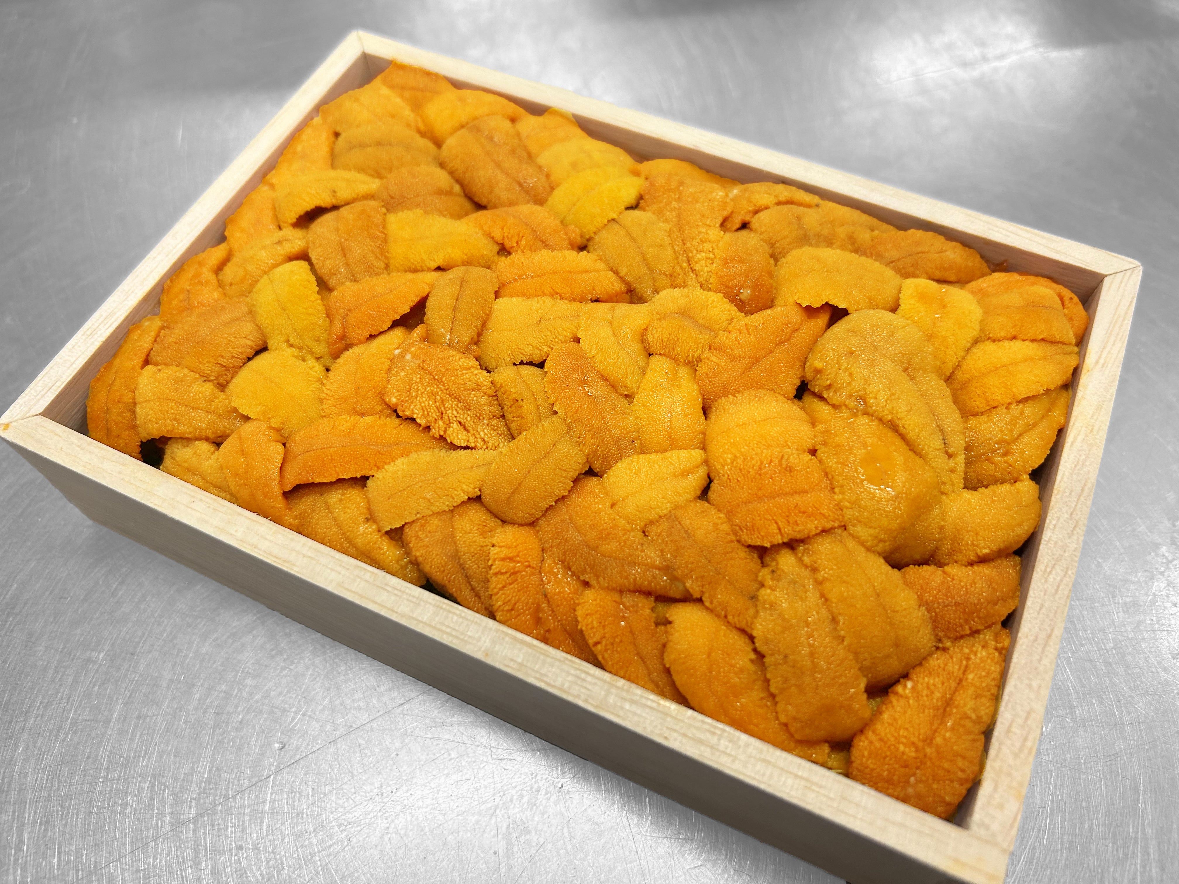 【豊洲市場直送】『バフンウニ』バラA品（約250g）弁当箱 ・冷蔵