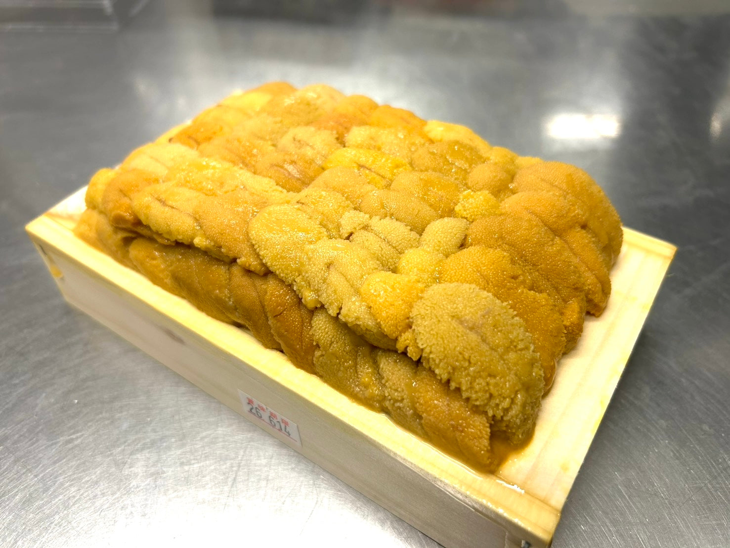 7月11日発送、5個限定！【板うに特盛300g】旬の北海道産ムラサキウニ並びA（約300g）弁当箱 ・冷蔵