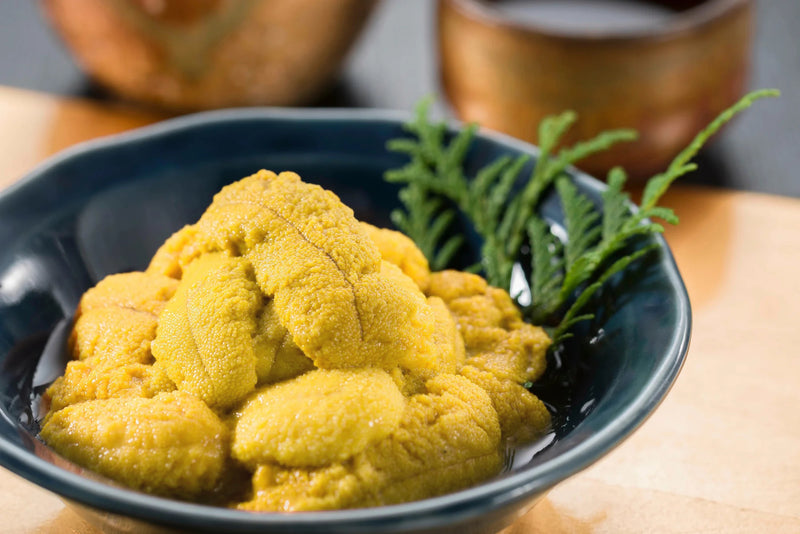 【豊洲直送】カネシンの"白缶"「キタムラサキウニ」バラA（約250g）弁当箱 ・冷蔵