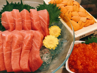 【豊洲市場直送】高級生ばふんうに×特選イクラ×生本鮪の中トロセット