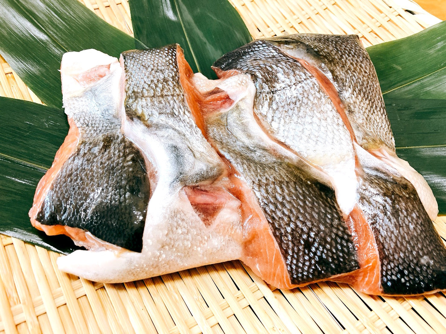 【北海道直送】北海道産秋鮭のカマ（500g・4個）冷凍